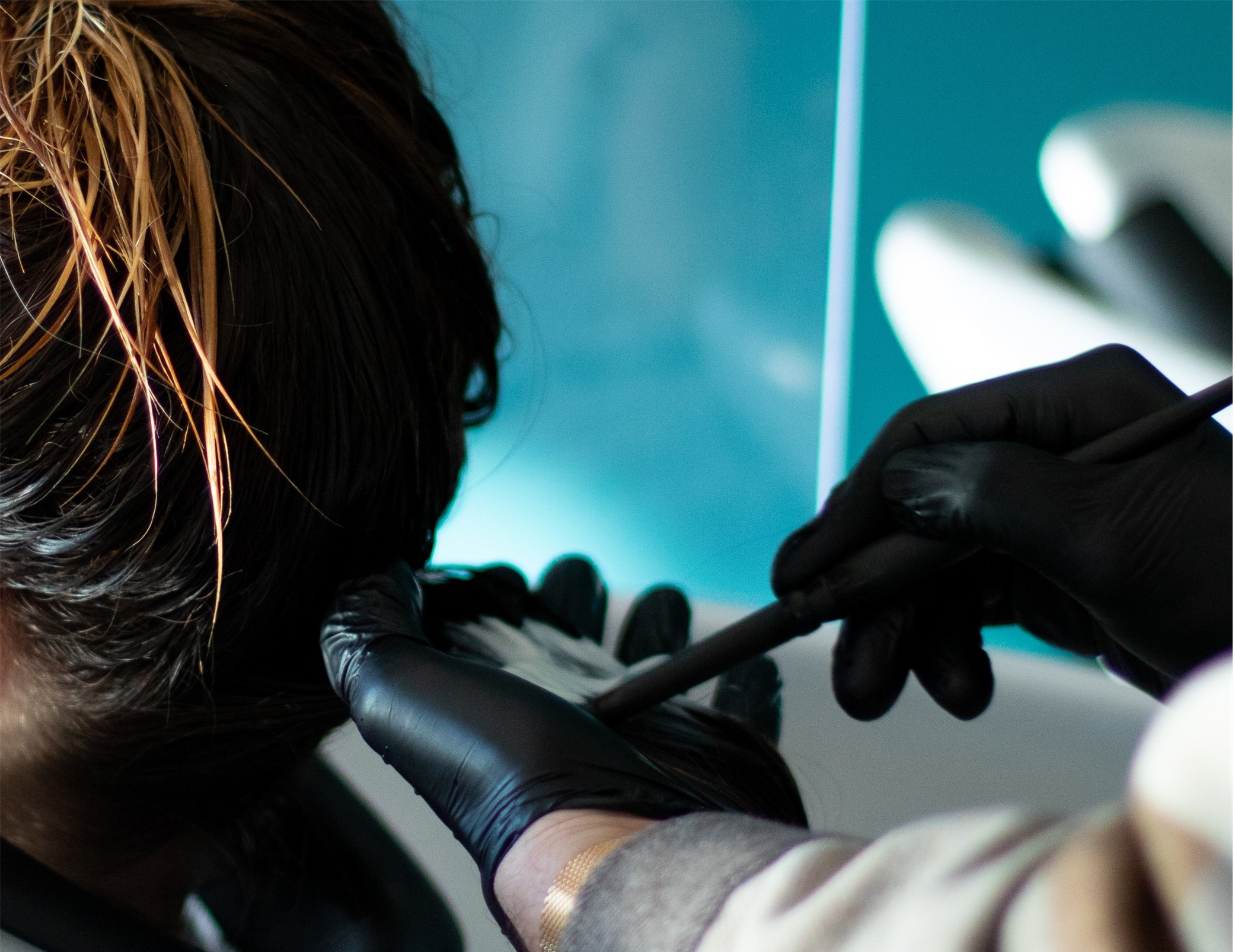 coloration par coiffeur, rituel cuivré